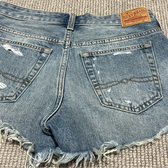 Lucky Brand The Boyfriend Short - Picture 8 of 10